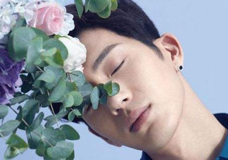野獸派和roseonly哪個好？野獸派和roseonly區(qū)別