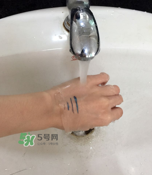 蜜絲佛陀亮彩速干眼線液怎么樣？蜜絲佛陀亮彩速干眼線液好用嗎？