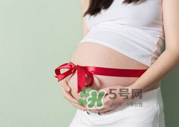 孕期為什么會(huì)水腫？孕期手腳腫怎么辦？