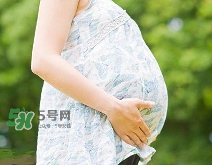 孕期為什么會(huì)水腫？孕期手腳腫怎么辦？