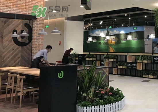 海底撈一頓大概多少錢(qián)？海底撈貴嗎