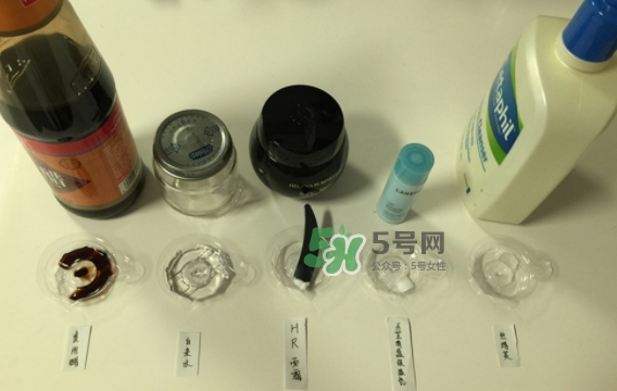 hr黑繃帶對(duì)痘痘有用嗎？赫蓮娜黑繃帶面霜使用心得