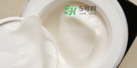 hr白繃帶面霜好用嗎？赫蓮娜白繃帶面霜怎么樣
