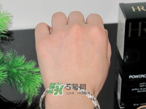 綠寶瓶和小棕瓶哪個好？綠寶瓶和小棕瓶對比