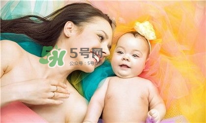 產(chǎn)后掉頭發(fā)很厲害怎么辦？產(chǎn)后掉頭發(fā)吃什么好？