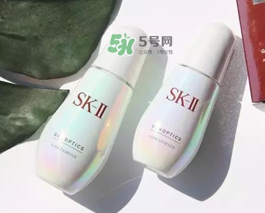 小棕瓶和小燈泡哪個好？小棕瓶和小燈泡先用哪個