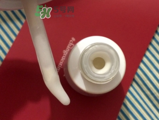 神仙水和小燈泡哪個(gè)好？神仙水和小燈泡使用順序