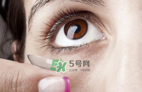 配個(gè)隱形眼鏡多少錢？隱形眼鏡日拋多少錢
