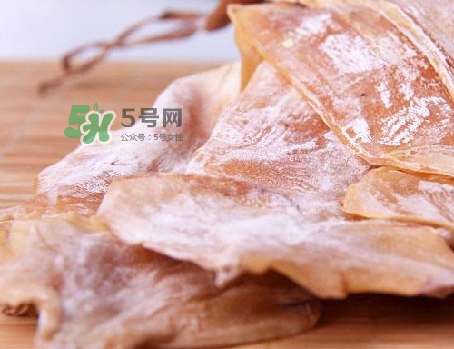 魷魚干可以煲湯嗎？魷魚干可以燉湯嗎