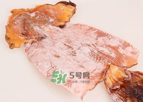 魷魚干可以煲湯嗎？魷魚干可以燉湯嗎