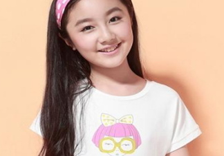 14歲女生胸部變大是正常的嗎？14歲女生的胸多大正常？