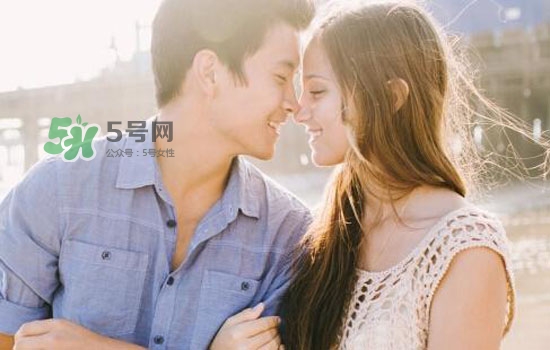 如何拒絕男友的婚前同居要求？婚前同居有哪些弊端