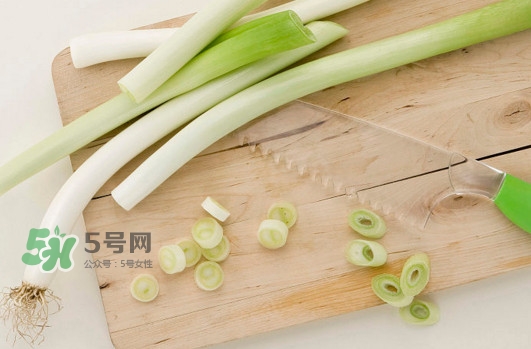 大蔥是堿性食物嗎？大蔥是酸性還是堿性？
