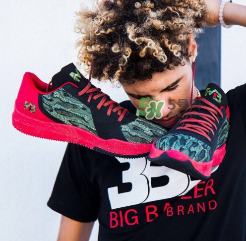 球哥品牌bbb lamelo ball首款個(gè)人簽名球鞋mb1多少錢(qián)？