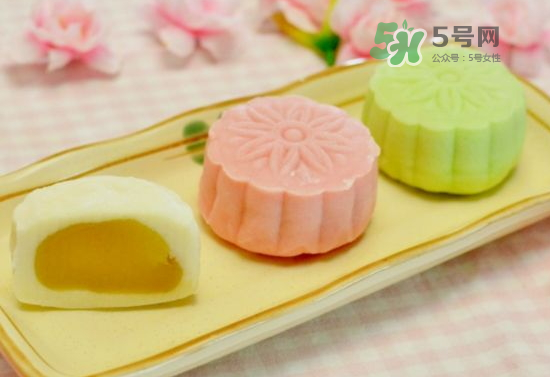 冰皮月餅為什么皮硬？冰皮月餅不變硬配方