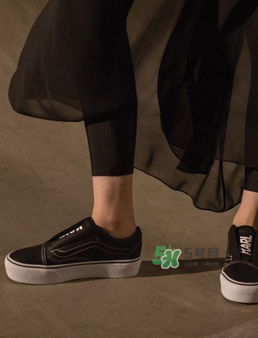 vans與老佛爺karl lagerfeld聯(lián)名鞋子上腳效果怎么樣？