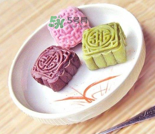吃冰皮月餅長(zhǎng)胖嗎？冰皮月餅的熱量高嗎？