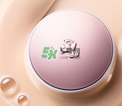 蘭蔻小粉盒怎么用？蘭蔻小粉盒使用方法