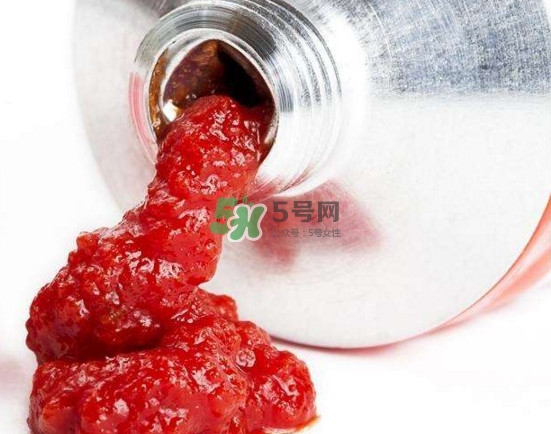 衣服上的番茄醬怎么洗掉？番茄醬如何洗掉