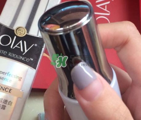 olay小白瓶會長毛嗎？olay小白瓶長黑毛是怎么回事？