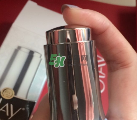 olay小白瓶會長毛嗎？olay小白瓶長黑毛是怎么回事？