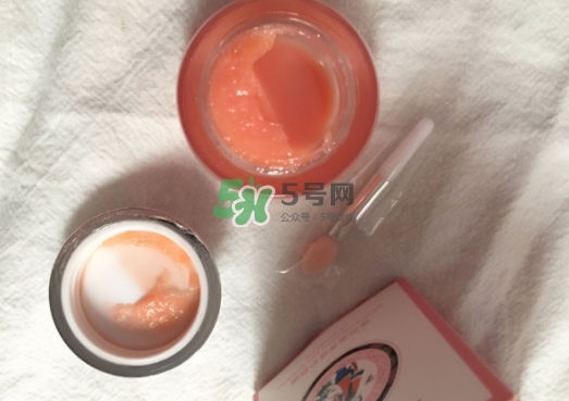土家硒泥坊唇膜和蘭芝唇膜哪個(gè)好？土家硒泥坊唇膜和蘭芝對(duì)比