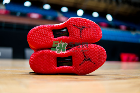 air jordan 32腳感怎么樣？air jordan 32實(shí)戰(zhàn)測(cè)評(píng)