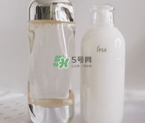 ipsa流金水是玻璃瓶嗎？流金水是塑料的嗎
