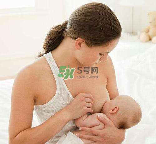 母乳喂養(yǎng)會(huì)乳糖不耐受嗎？母乳喂養(yǎng)會(huì)過度喂養(yǎng)嗎？