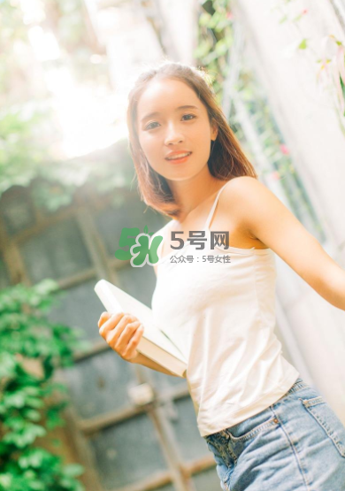 女金膠囊經(jīng)期可以吃嗎？女金膠囊什么時候吃最好？
