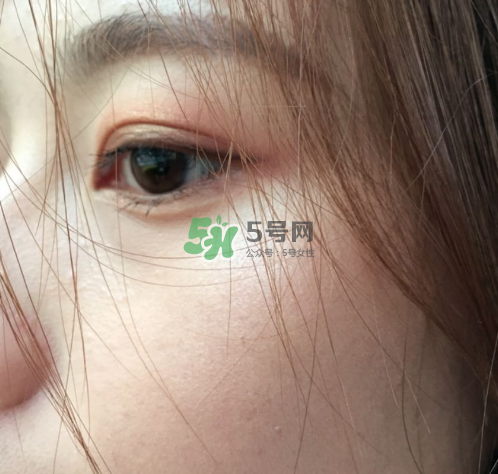 bobbi brown粉餅多少錢？芭比波朗粉餅價(jià)格