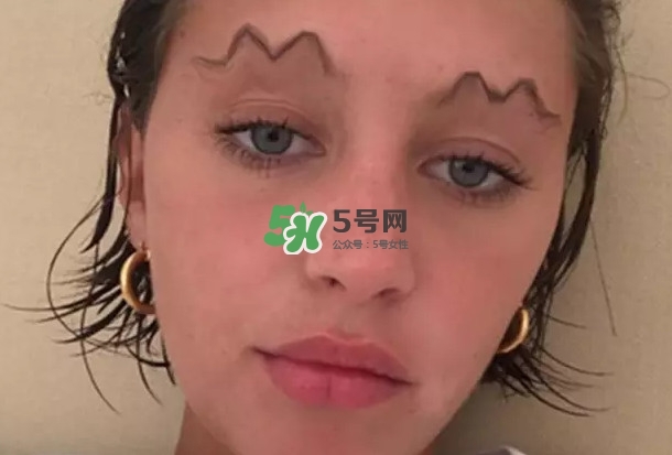 波浪眉是怎么畫的？為什么流行波浪眉？