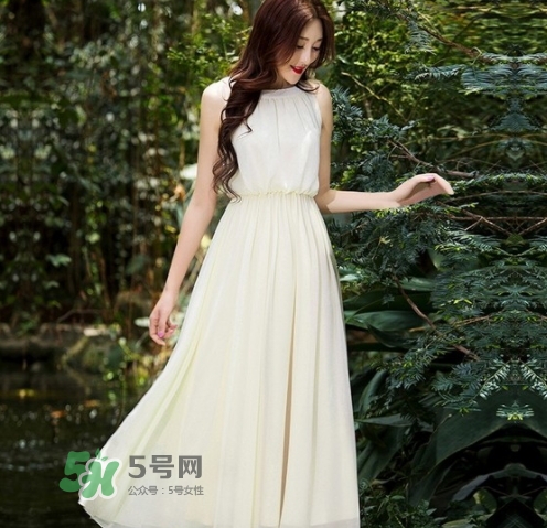 十月份去三亞穿什么衣服？10月份去三亞穿衣搭配