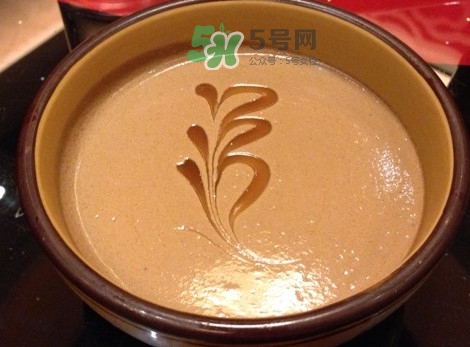 哺乳期能不能吃芝麻醬？坐月子可以吃芝麻醬嗎