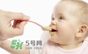 一歲后的寶寶如何喂養(yǎng)？寶寶喝牛奶好嗎？