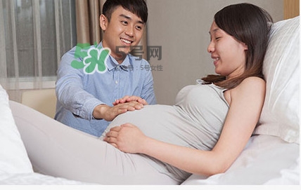 無痛分娩生的時候痛嗎？無痛分娩對寶寶有影響嗎