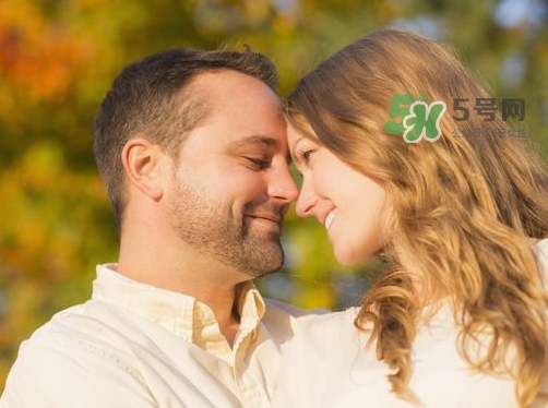 婚外情離婚財(cái)產(chǎn)如何分配？婚外情離婚賠償