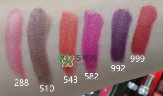 迪奧夾心999多少錢？迪奧夾心999口紅專柜價格