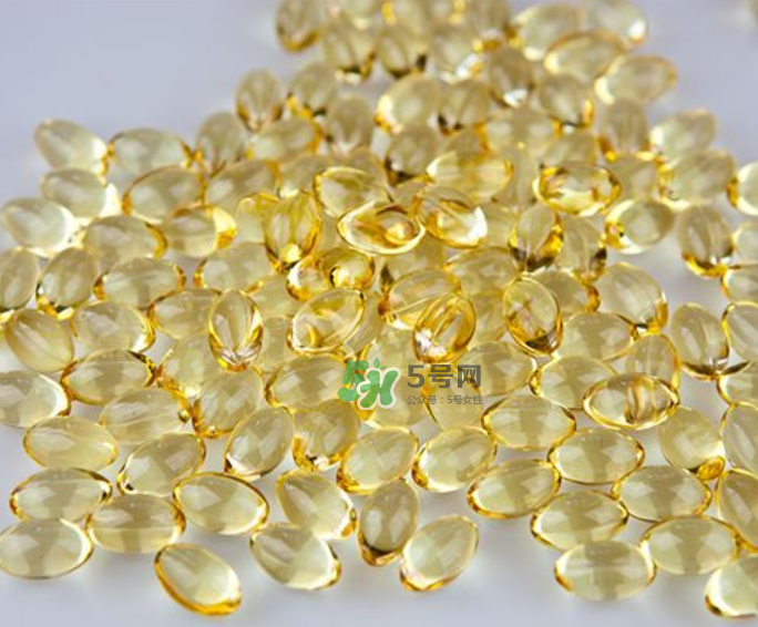 魚肝油可以和鈣一起吃嗎？魚肝油可以和奶粉一起吃嗎？