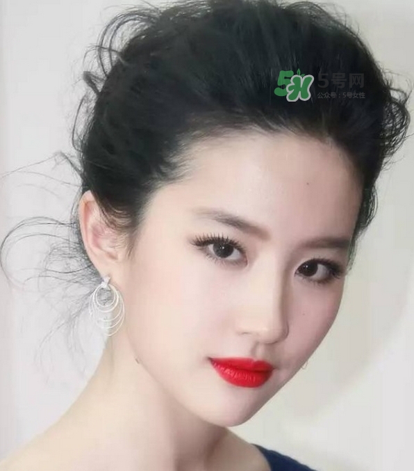 發(fā)際線低怎么調(diào)整？標(biāo)準(zhǔn)的發(fā)際線圖片