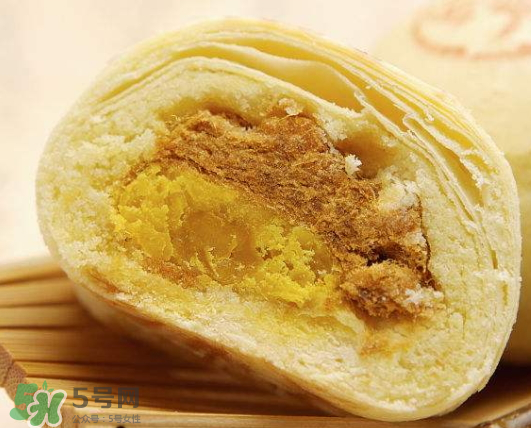 ?蛋黃酥可以不用豬油嗎？蛋黃酥用什么油好？