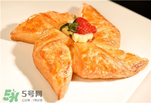 早餐吃面包會(huì)胖嗎？早餐吃面包好不好？