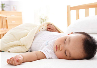 怎么樣培養(yǎng)寶寶自己入睡？怎么樣培養(yǎng)寶寶整夜睡覺？
