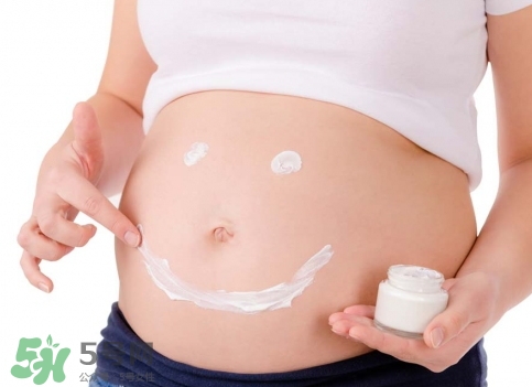 大腿長(zhǎng)了妊娠紋怎么辦？為什么大腿外側(cè)有條紋？