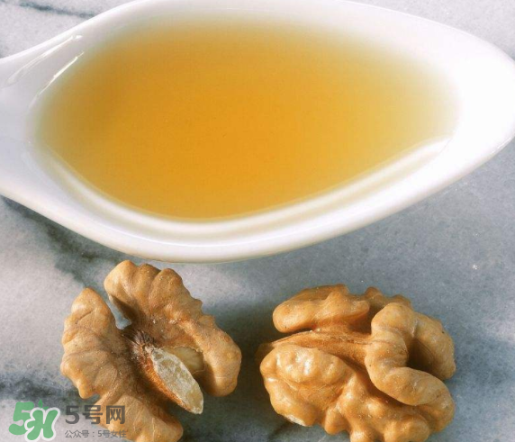 初蘊核桃油好嗎？初蘊核桃油怎么樣？