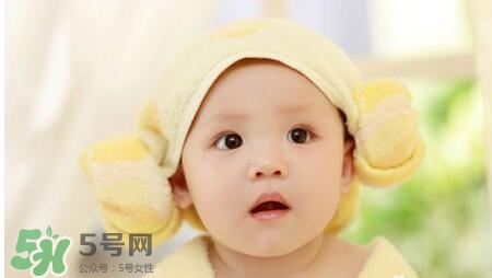 剛出生的寶寶要注意什么？剛出生的寶寶要準(zhǔn)備哪些東西？