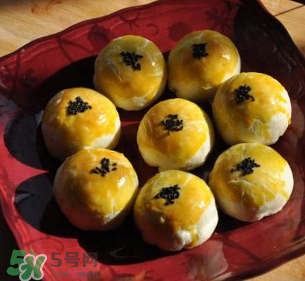 吃蛋黃酥會胖嗎？減肥可以吃蛋黃酥？
