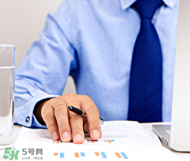 指甲上沒有月牙是怎么回事？指甲上沒有月牙是不是不健康？