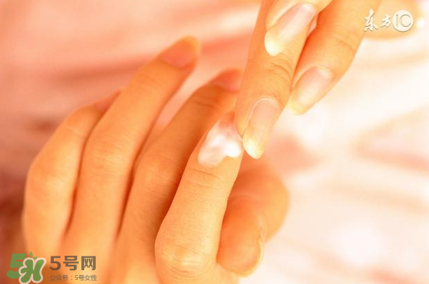 指甲上沒有月牙是缺什么？指甲上沒有月牙怎么補(bǔ)？