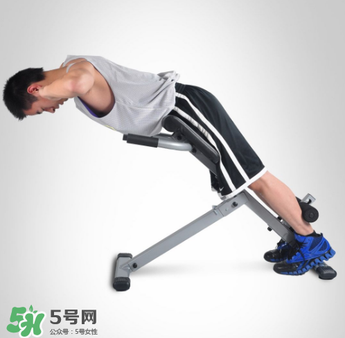 羅馬椅挺身練哪里？羅馬椅挺身一組做幾個？